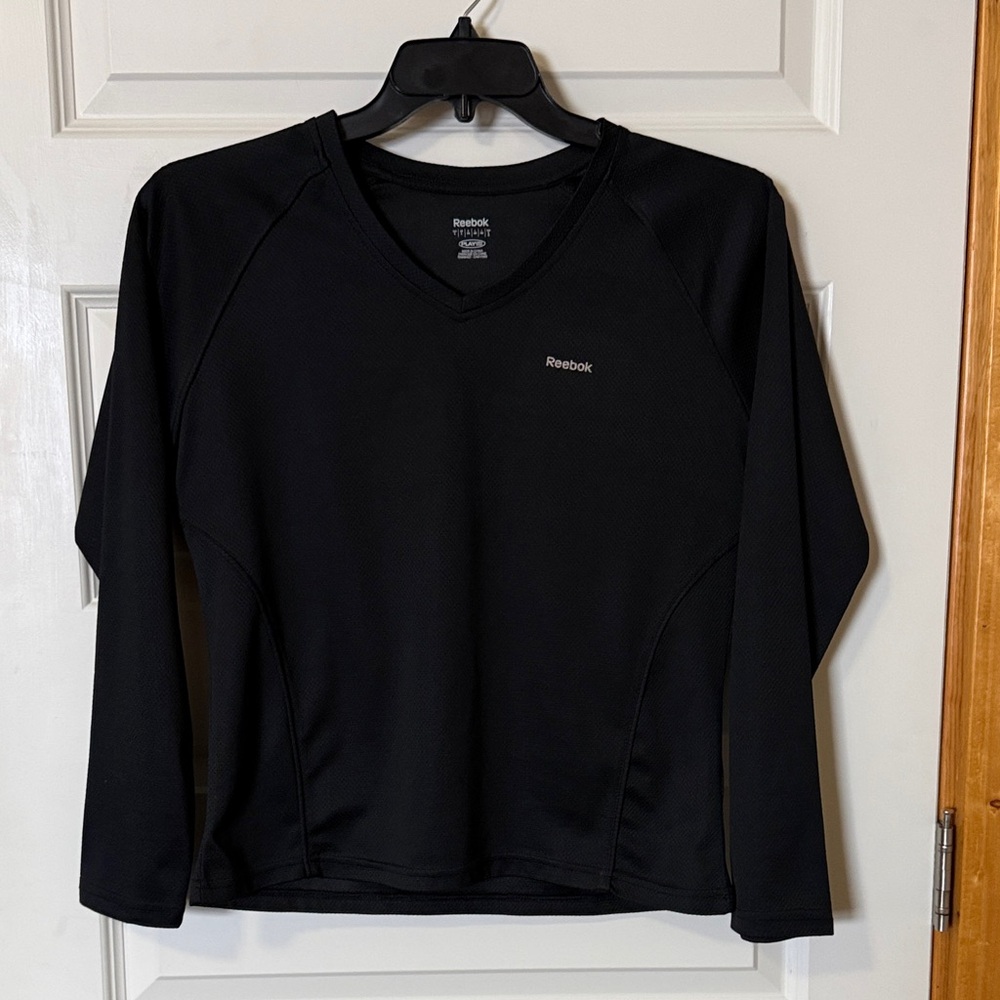 Women's Size Large Reebok Black V-Neck Play Dry Performance Top